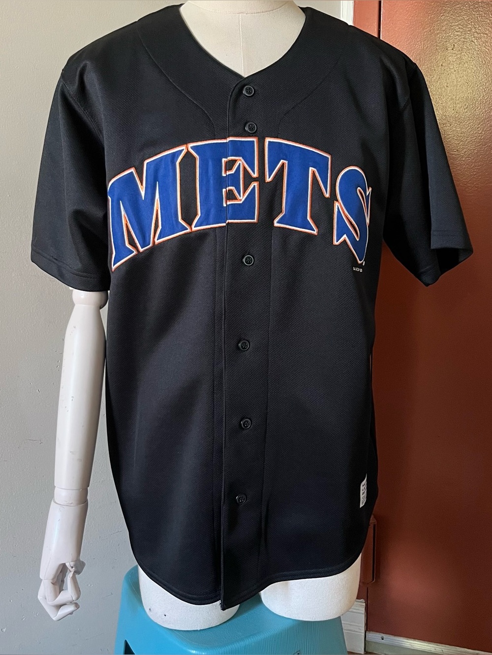 True Fan New York Mets button up Jersey very good Preowned condition